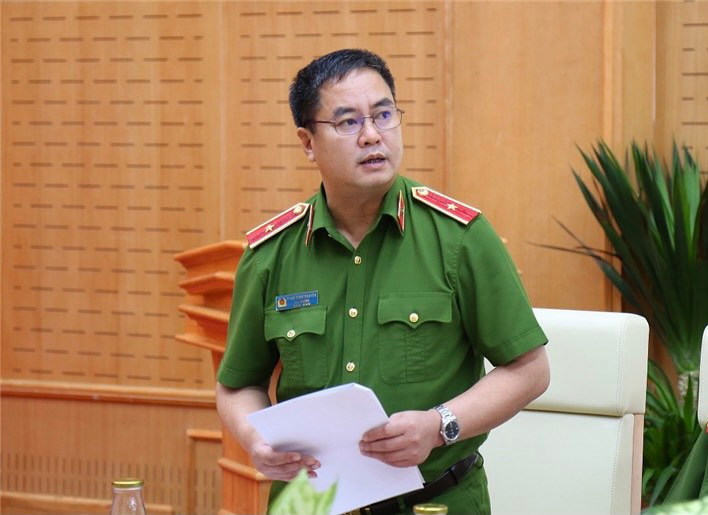Thiếu tướng Phạm Công Nguyên, Cục trưởng Cục Cảnh sát QLHC về TTXH
phát biểu tại Hội nghị