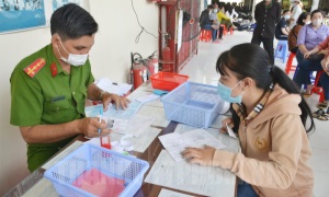 TPHCM công bố danh mục thủ tục hành chính đặc biệt, cấp bách được tiếp nhận trực tiếp trong cao điểm phòng, chống dịch bệnh Covid-19
