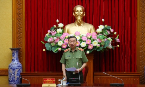 Bộ trưởng Tô Lâm chủ trì cuộc họp ban chỉ đạo dự án cơ sở dữ liệu quốc gia về dân cư và dự án sản xuất, cấp và quản lý căn cước công dân