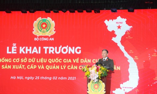 BỘ CÔNG AN TỔ CHỨC LỄ KHAI TRƯƠNG HỆ THỐNG CƠ SỞ DỮ LIỆU QUỐC GIA VỀ DÂN CƯ VÀ HỆ THỐNG SẢN XUẤT, CẤP VÀ QUẢN LÝ CĂN CƯỚC CÔNG DÂN