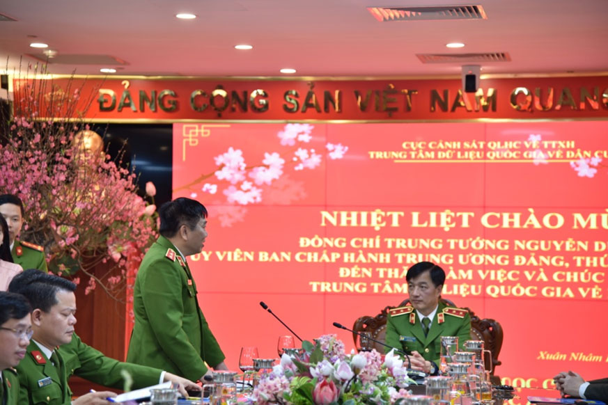 Trung tướng Tô Văn Huệ phát biểu tại buổi kiểm tra công tác