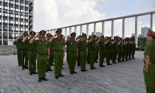 Cục Cảnh sát quản lý hành chính về trật tự xã hội tổ chức tập huấn điều lệnh, quân sự, võ thuật Công an nhân dân cho cán bộ, chiến sỹ năm 2022