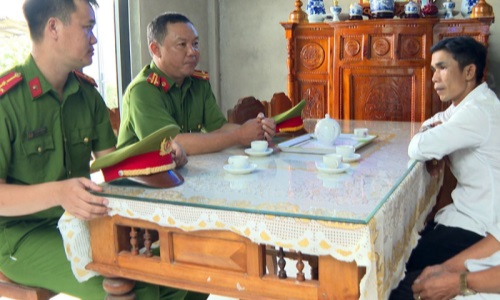 Trưởng Công an xã giúp người mãn hạn tù hòa nhập cộng đồng