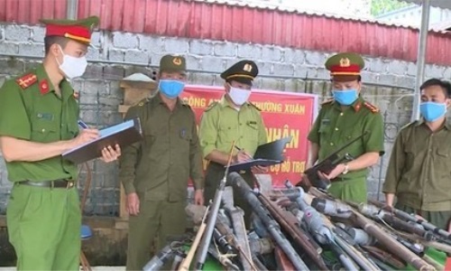 Quyết liệt trong chỉ đạo, đổi mới phương pháp, thực hiện hiệu quả cao điểm đấu tranh với tội phạm về vũ khí, vật liệu nổ, công cụ hỗ trợ và pháo