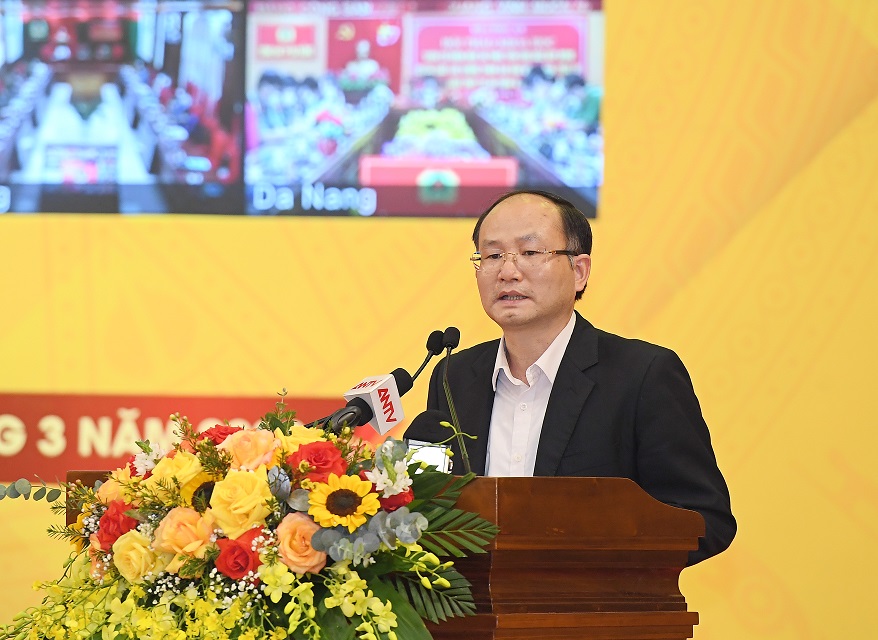 PGS.TS Tường Duy Kiên phát biểu tham luận tại Hội thảo.