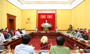 Tổ chức họp ban soạn thảo, tổ biên tập xây dựng Nghị định của Chính phủ về định danh và xác thực điện tử