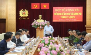 Họp Tổ công tác triển khai Đề án 06 tháng 11/2023