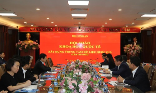 Hội thảo xây dựng Trung tâm Dữ liệu quốc gia - Chuyên đề “Xây dựng hạ tầng cơ bản, hạ tầng vỏ trạm, quy hoạch và phát triển cơ sở dữ liệu của Trung tâm Dữ liệu quốc gia”
