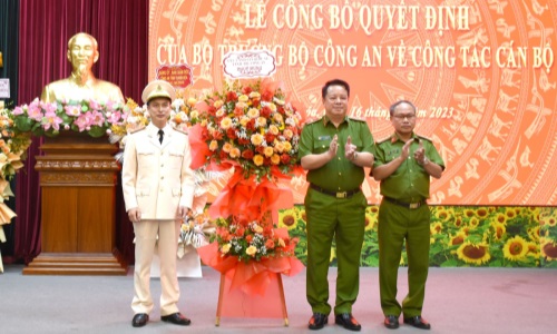 Công bố Quyết định điều động, bổ nhiệm Phó Giám đốc Công an tỉnh Thanh Hóa