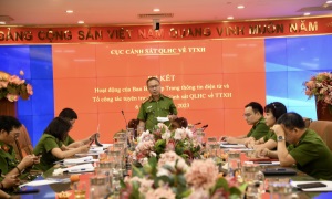 Sơ kết hoạt động của Ban Biên tập Trang thông tin điện tử và Tổ thực hiện công tác tuyên truyền của Cục Cảnh sát QLHC về TTXH