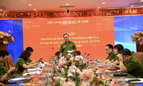 Sơ kết hoạt động của Ban Biên tập Trang thông tin điện tử và Tổ thực hiện công tác tuyên truyền của Cục Cảnh sát QLHC về TTXH
