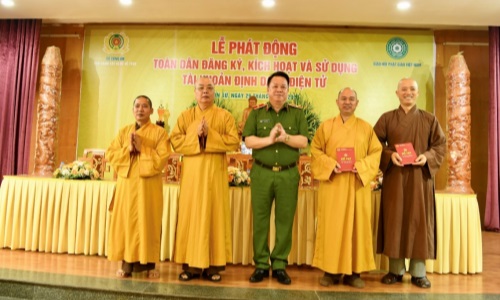 Cục Cảnh sát quản lý hành chính về trật tự xã hội tổ chức Lễ phát động toàn dân đăng ký, kích hoạt và sử dụng tài khoản định danh điện tử