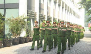 Cục Cảnh sát quản lý hành chính về trật tự xã hội tổ chức tập huấn điều lệnh, quân sự, võ thuật Công an nhân dân cho cán bộ, chiến sỹ năm 2023