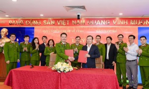 Lễ ký kết Kế hoạch phối hợp về công tác truyền thông Đề án 06/CP giữa  ​Cục Cảnh sát QLHC về TTXH và Báo Tuổi Trẻ