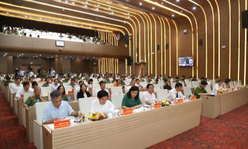 Bộ Công an chủ trì, phối hợp với Nhà Xuất bản Chính trị quốc gia Sự thật tổ chức Tọa đàm khoa học “Công an nhân dân khắc ghi lời căn dặn: Danh dự là điều thiêng liêng, cao quý nhất”