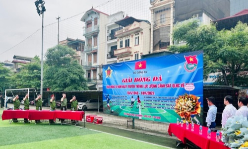 Cục Cảnh sát quản lý hành chính về trật tự xã hội tổ chức Giải bóng đá mở rộng thiết thực chào mừng kỷ niệm 78 năm ngày truyền thống lực lượng Cảnh sát QLHC về TTXH  (18/4/1946 - 18/4/2024)  ​  ​