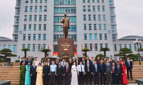 Cục Cảnh sát quản lý hành chính về trật tự xã hội cùng Đoàn đại biểu cấp cao Bộ Công an Lào đến thăm và làm việc tại Công an tỉnh Nam Định