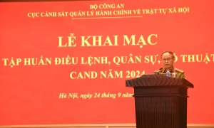 Tập huấn điều lệnh, quân sự, võ thuật Công an nhân dân cho cán bộ, chiến sỹ năm 2024