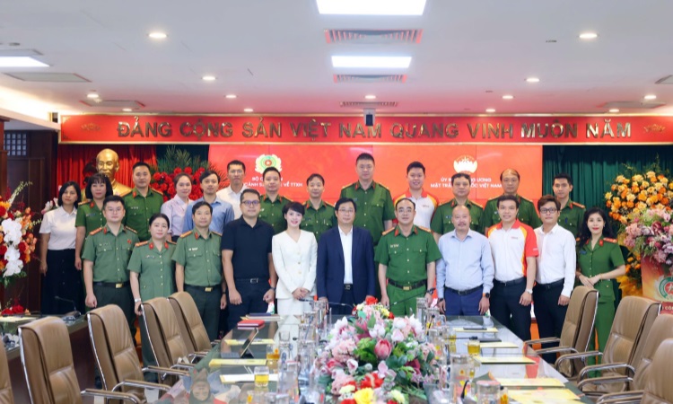 Người dân có thể ủng hộ đồng bào vùng bị ảnh hưởng bởi bão lũ trực tiếp trên nền tảng định danh điện tử VNeID