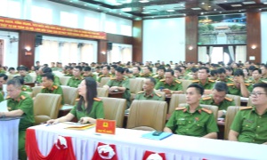 Tập huấn chuyên sâu Luật Quản lý, sử dụng vũ khí, vật liệu nổ và công cụ hỗ trợ và các văn bản hướng dẫn thi hành