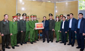 Thủ tướng Chính phủ đề nghị xây dựng "xã không tội phạm" tại vùng biên giới