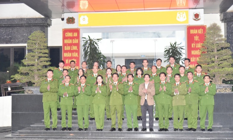 HỘI NGHỊ SƠ KẾT 04 NĂM THỰC HIỆN QUY CHẾ PHỐI HỢP GIỮA CỤC CẢNH SÁT QUẢN LÝ HÀNH CHÍNH VỀ TRẬT TỰ XÃ HỘI VÀ TRƯỜNG CAO ĐẲNG CẢNH SÁT NHÂN DÂN I