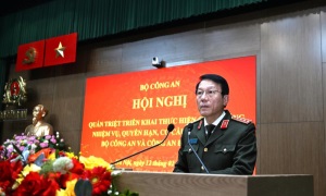 Khẩn trương sắp xếp, đưa mô hình tổ chức mới của Bộ Công an đi vào hoạt động hiệu năng, hiệu lực, hiệu quả