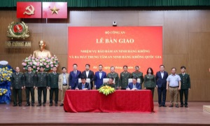 Phối hợp quản lý vũ khí, công cụ hỗ trợ đối với lực lượng an ninh hàng không