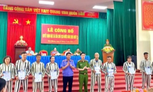 Cục Cảnh sát QLHC về TTXH tham dự Lễ công bố Quyết định đặc xá năm 2025 tại Trại giam Hoàng Tiến.