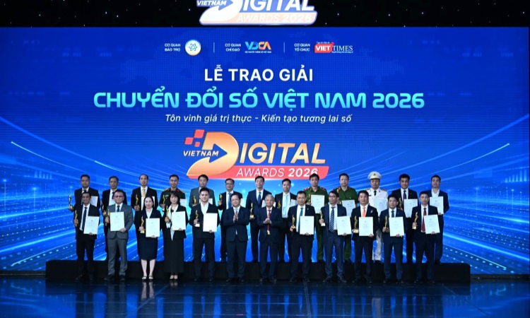 CỤC CẢNH SÁT QUẢN LÝ HÀNH CHÍNH VỀ TRẬT TỰ XÃ HỘI ĐƯỢC VINH DANH TẠI GIẢI THƯỞNG CHUYỂN ĐỔI SỐ VIỆT NAM 2026