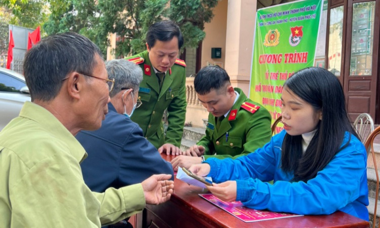 Đẩy mạnh ứng dụng công nghệ số phục vụ công tác bầu cử