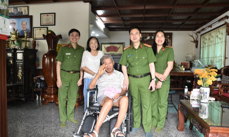 TỔ CHỨC CÁC HOẠT ĐỘNG KỶ NIỆM 80 NĂM NGÀY TRUYỀN THỐNG LỰC LƯỢNG CẢNH SÁT QUẢN LÝ HÀNH CHÍNH VỀ TRẬT TỰ XÃ HỘI – LAN TỎA TRUYỀN THỐNG, TIẾP BƯỚC VỮNG VÀNG